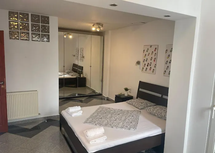 nice 1 bdrm apartment in center Bucureşti